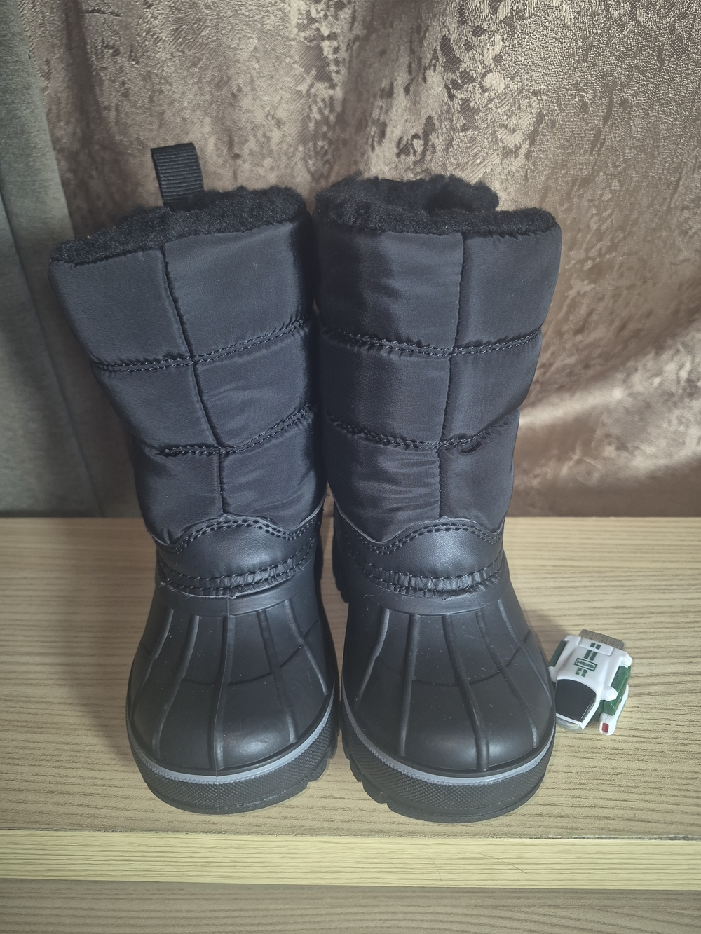 NWT London Fog Size 6 Kids Jett Insulated Waterproof Winter Snow Boots